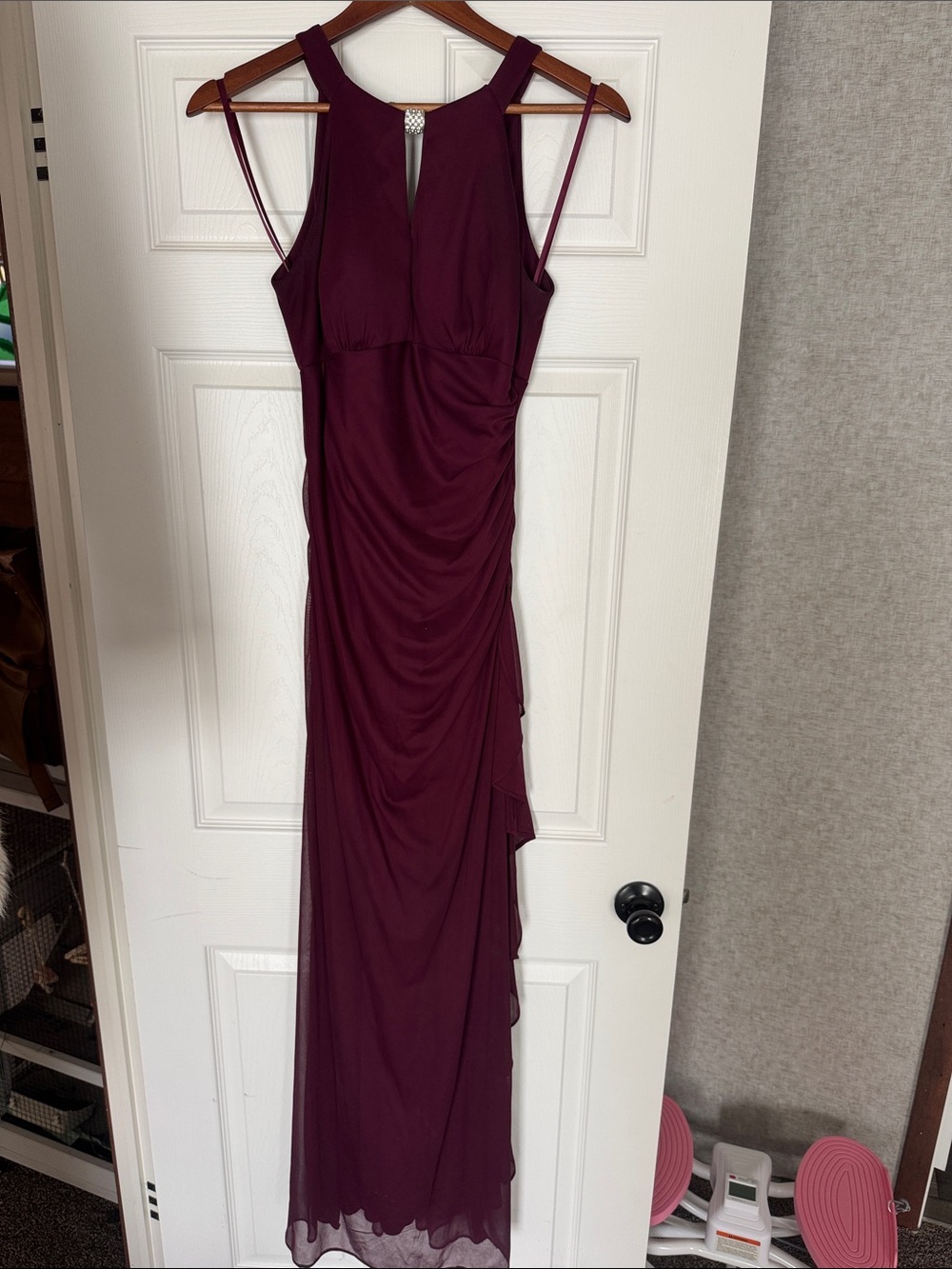 Elegant Burgundy Halter Maxi Dress with Ruching